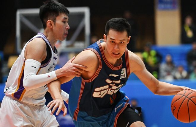 15戰全敗四川男籃官宣：李金效左跟腱部分撕裂 預計傷停6-8周