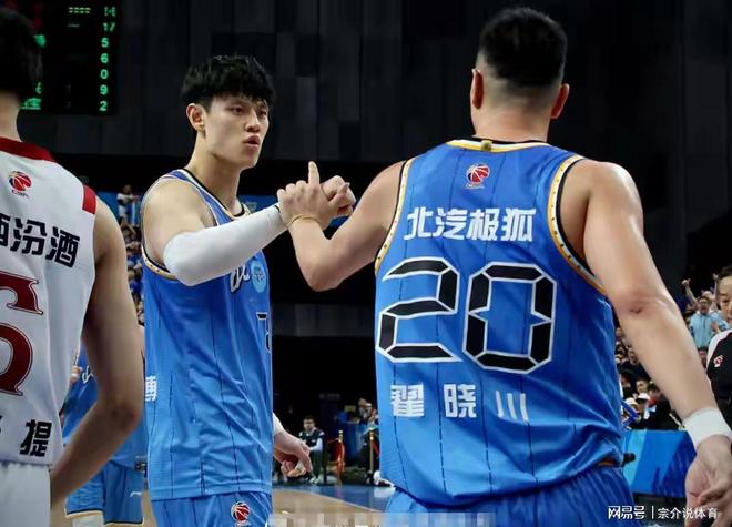 CBA最離譜球隊，坐擁四大國手莫名輸球，球迷怒噴主教練下課