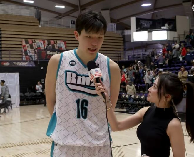 10個助攻變2個，楊瀚森三雙沒瞭！8次秒傳豬隊友卻吐餅，不如CBA