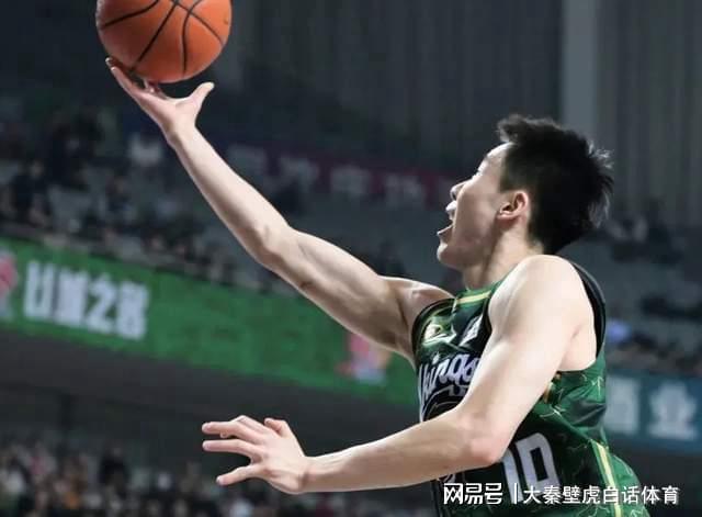 狂輸29分大爆冷！CBA冷門夜：北京隊主場翻車，最新排名又變瞭！